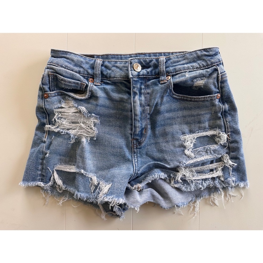 American Eagle Mom Shorts Womens 4 Blue Distressed Denim High Waisted Frayed Hem